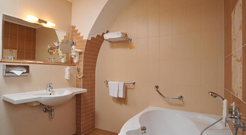 Image of Double or Twin Room 15