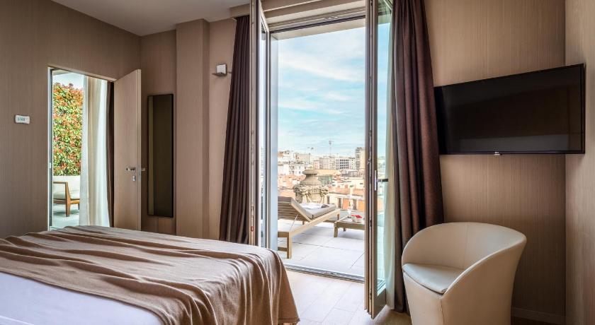 Image of Suite Terrace with spa access 4