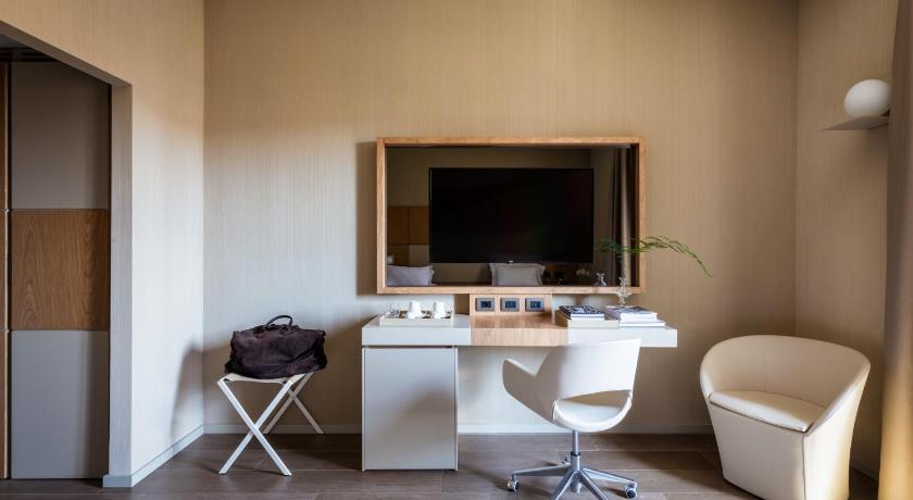 Image of Deluxe Twin Room 3