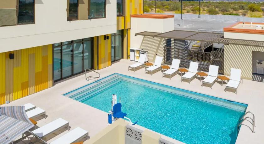 Hyatt Place Scottsdale North photo