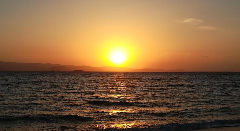 Amodari studios on the beach photo