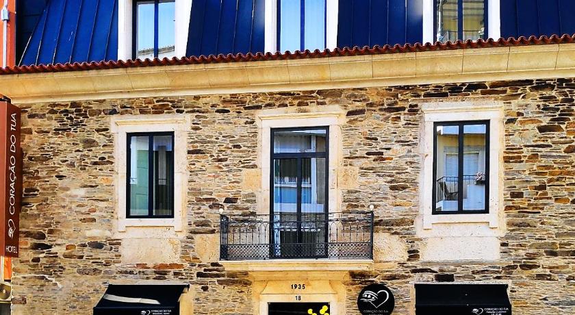 Coracao do Tua Hotel