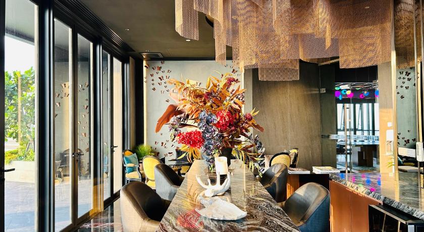 Edge Central Pattaya By YoYo - image 7