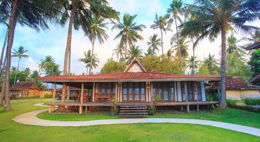 Image of Cottage Family 15