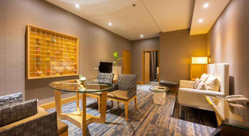 Image of Premier Suite 6