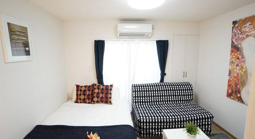 Osaka Apartment House Kamon Heights 202 3-Star Accommodation restaurant