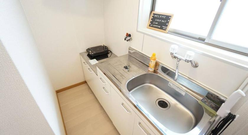 Osaka Apartment House Kamon Heights 202 3-Star Accommodation exterior