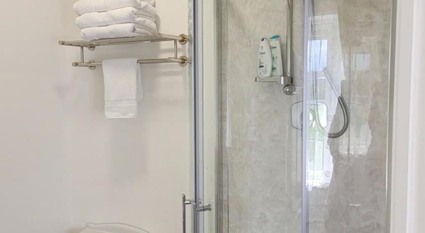 Cozy Room,Private Bathroom,Private Kitchynete photo