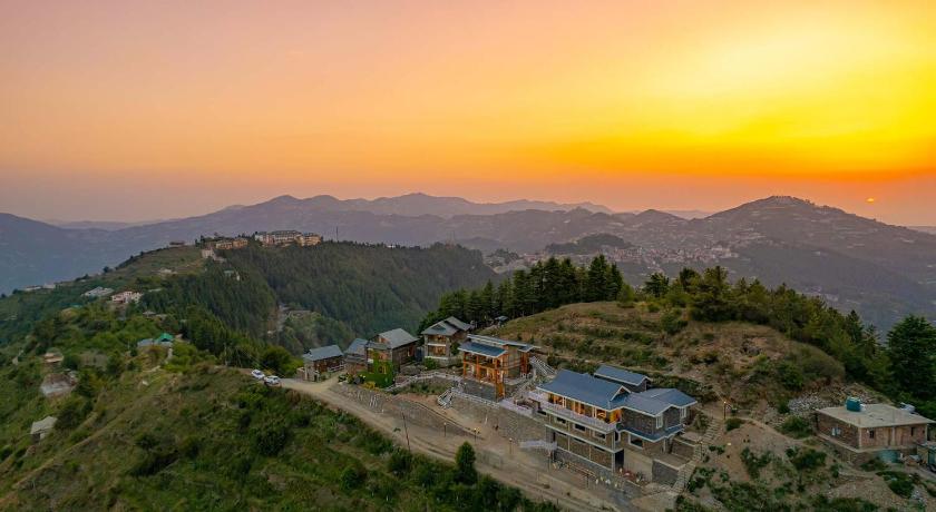 StayVista at Sarion Cottage at Daafi — Hotel in Shimla