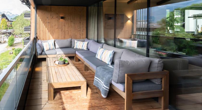 Schonblick Residence - Absolut Alpine Apartments photo