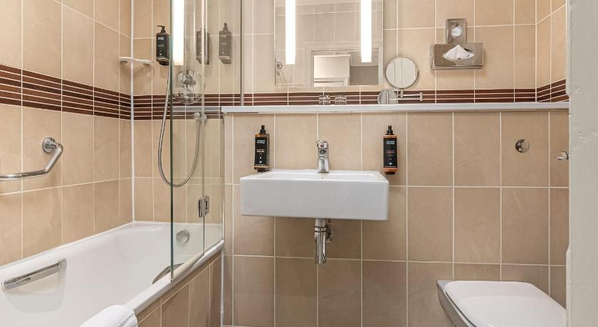 Mercure Salisbury White Hart Hotel photo