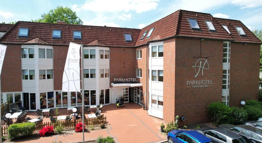 Parkhotel Papenburg — Hotel in Papenburg