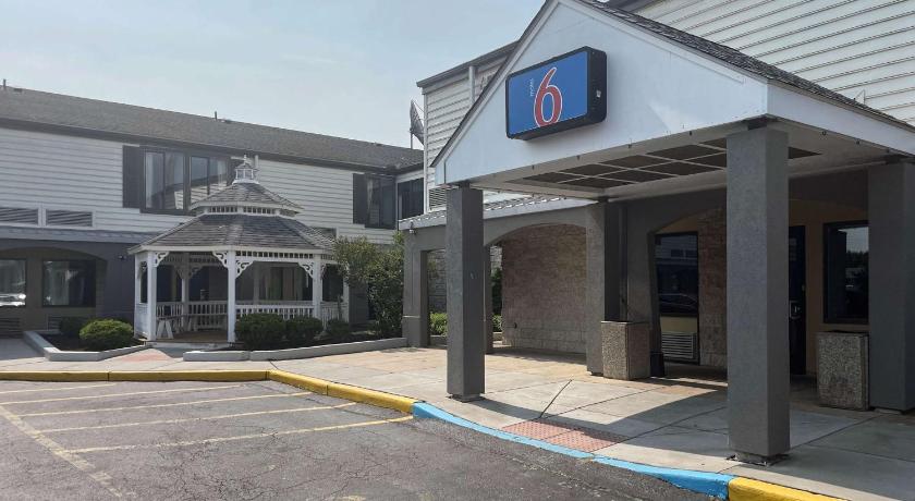 Motel 6-Newark, DE