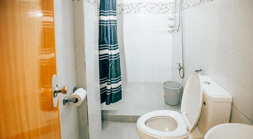 RedDoorz @ S & L Apartelle Daraga Albay photo