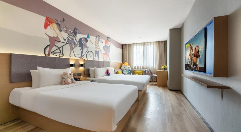 Image of Deluxe Family Room 0