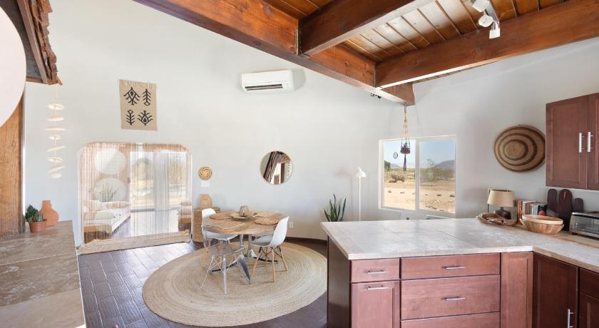 Landers Abracadabra Dome - Come Experience the UNIQUE and Cozy! home 3-Star Accommodation exterior