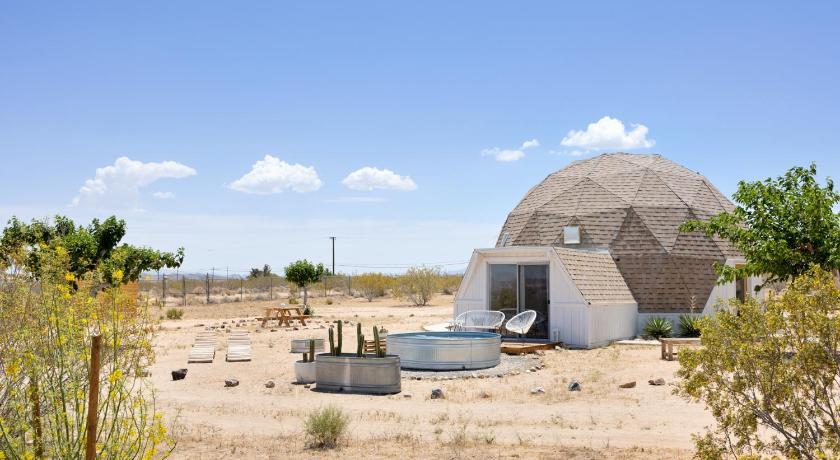 Landers Abracadabra Dome - Come Experience the UNIQUE and Cozy! home 3-Star Accommodation exterior