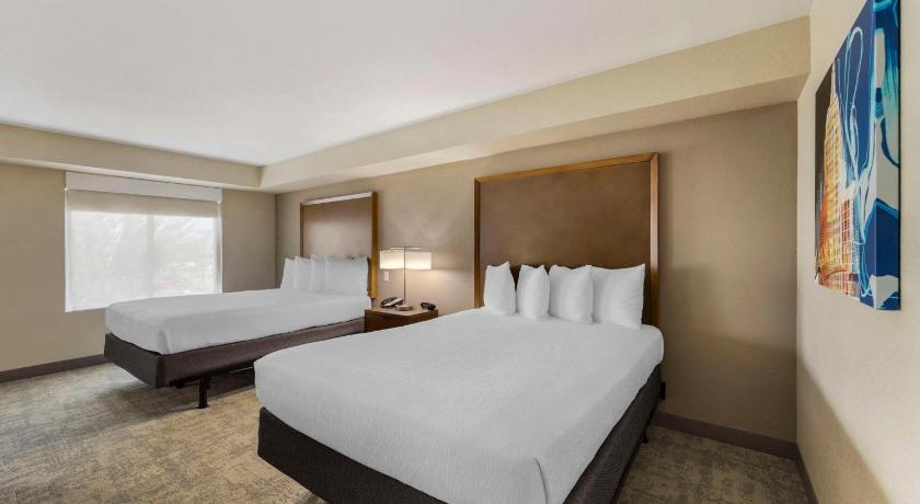 Image of 2 queen beds, nonsmoking 1
