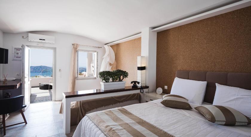Galaxy Suites & Spa photo