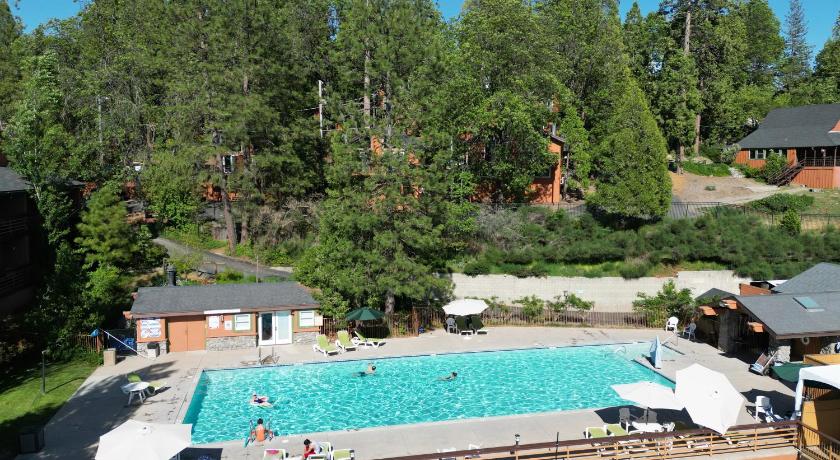The Pines Resort & Conference Center photo