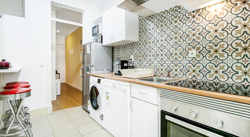 Lisboa Charming Apartment III - image 4