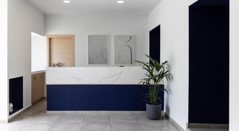 Hotel Kontes Comfort — Hotel in Paros Island