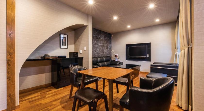 Shiki Homes HIGOYA 肥後屋