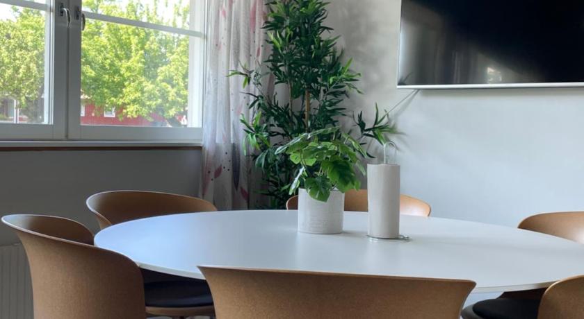 Valla Folkhogskola — Hotel in Linkoping