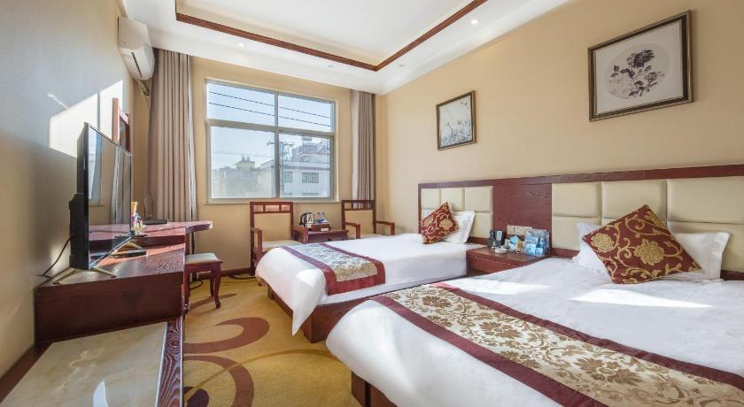 다리 / 대리 Binchuan Shuang Long Hotel 호텔 수영장