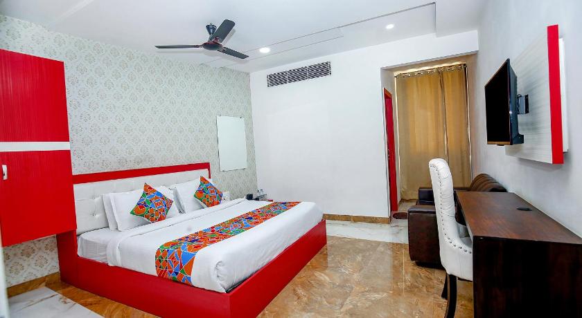 FabHotel Golden Temple Paradise photo