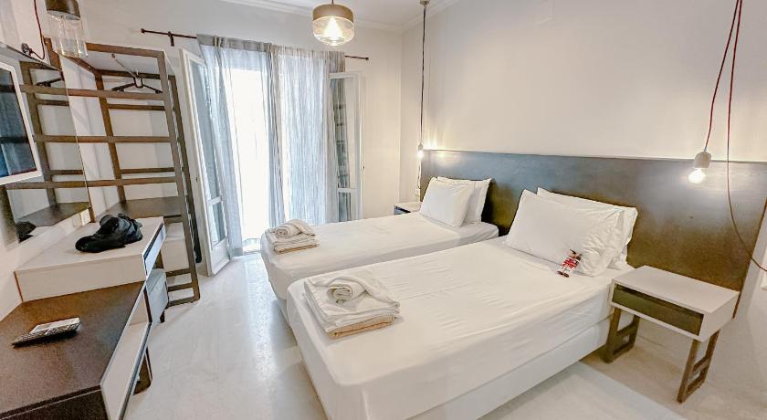 LOC HOSPITALITY Urban Suites — Hotel in Corfu Island