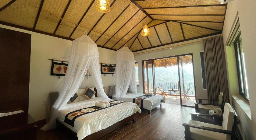Son La Ta Xua Ecolodge 4-Star Hotel suite