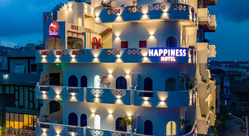 Happiness Hotel - image 11