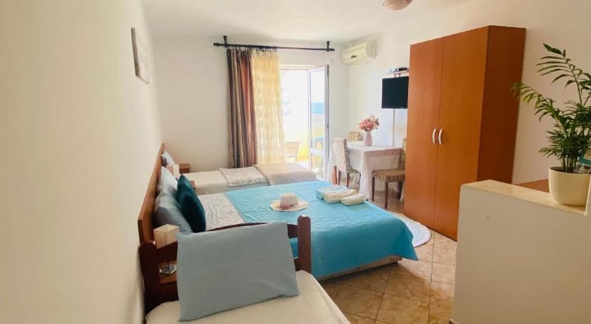 Miomir Perazic Apartments photo