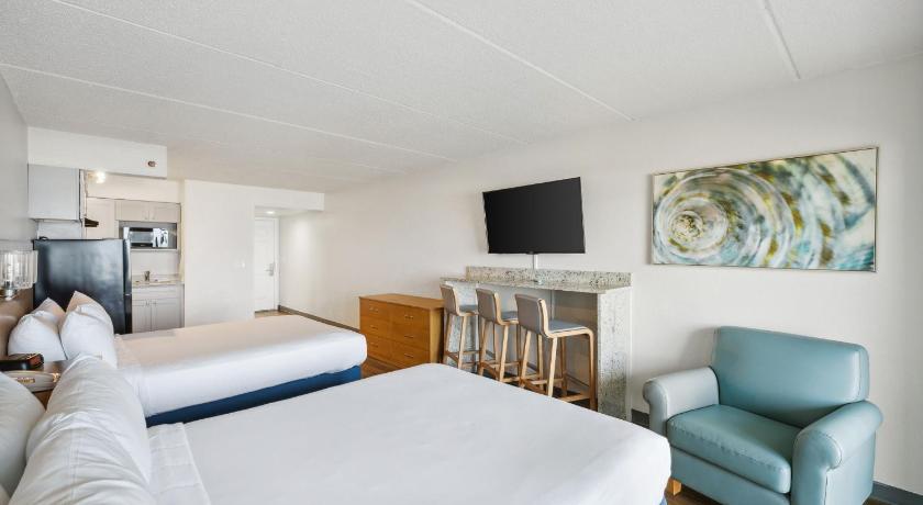 Image of Beachfront Classic Room - Queen/Queen with Kitchen 14