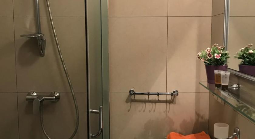 Pilaites svetingi namai photo