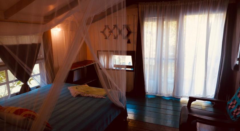 Double Room with Fan and Balcony, Gumm Lonely Club in Koh Kood
