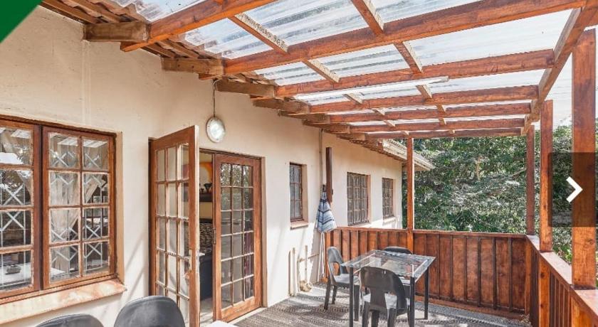 Asante Sana Guesthouse photo