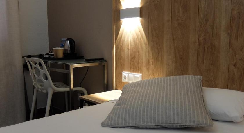 Hotel Medicis photo