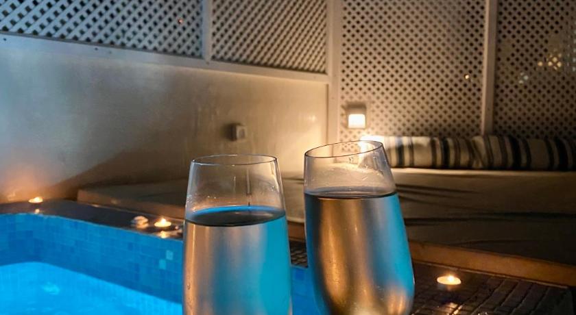 The Muse of Santorini Private Jaccuzzi Suite photo