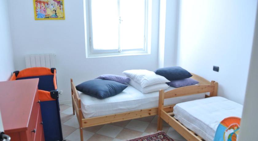 Romeo Apartments photo
