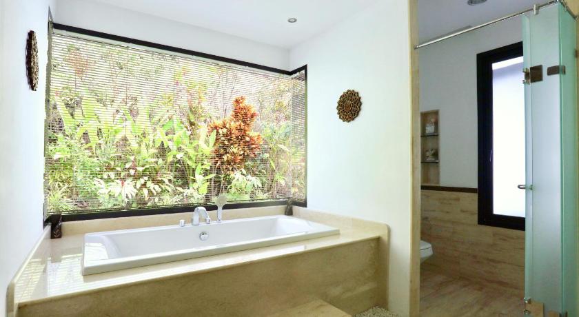Kulraya Villas - Luxury Serviced Pool Villas (A) photo