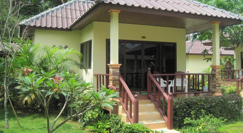 Image of Superior Bungalow - Double 5