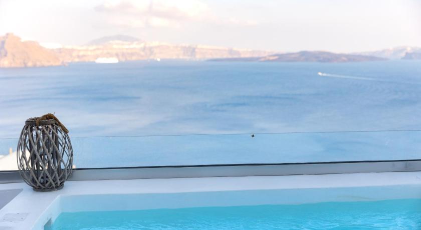 Image of Volcano View Suite with Hot Tub (1312 ft from main building) 9