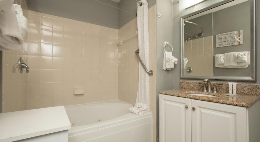 Image of King Suite - Ocean Front 11