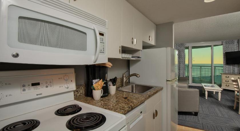 Image of One-Bedroom Corner Suite 10