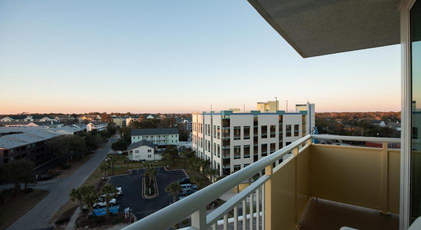 Image of One-Bedroom Corner Suite 8