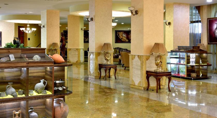Estreya Residence Hotel and SPA photo
