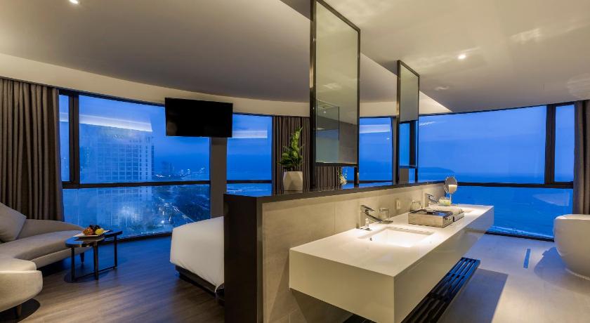 Image of Sky Suite 5