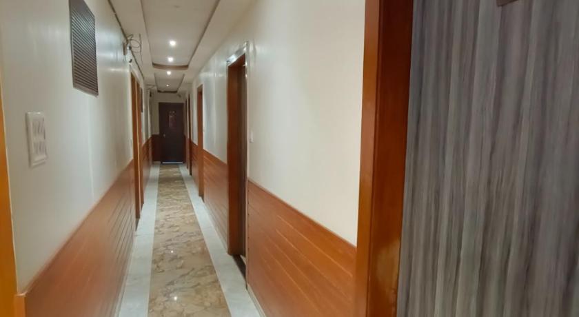 Hotel O Golden Arch – Bombay/ Mumbai, KY